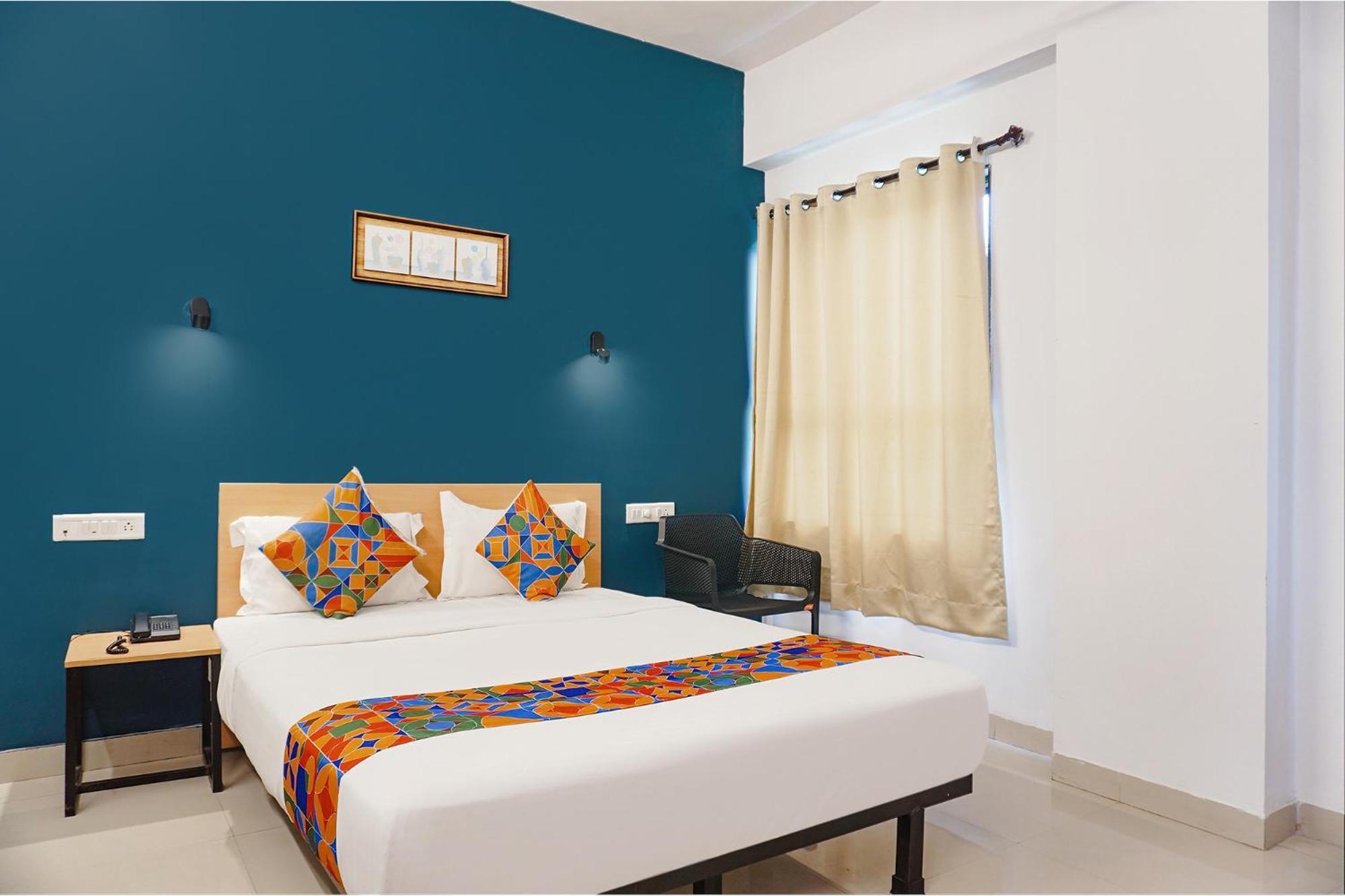 Fabhotel Aura Homes - Nr Khandoba Mandir Pimpri-Chinchwad Exterior photo